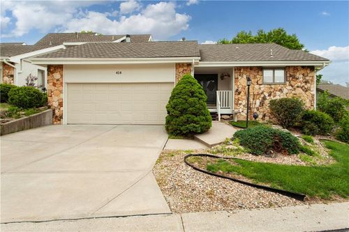414 Ne Point Dr, Lee's Summit, MO, 64064-1561 | Card Image