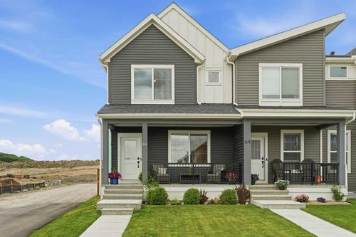 66 Fireside St, Cochrane, AB, T4C3C9 | Card Image