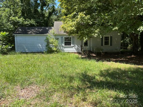 519 N Main St, Mount Gilead, NC, 27306-9039 | Card Image
