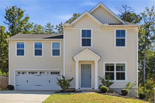 112 Wells Station Road, Seneca, SC, 29678 | Card Image