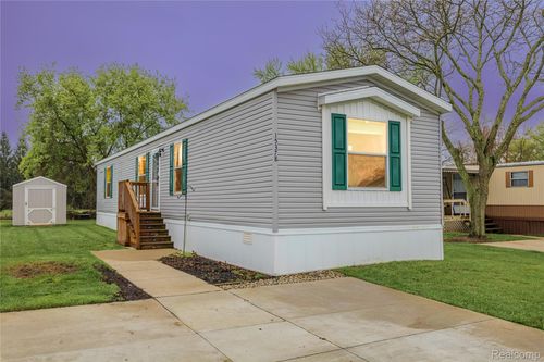 15378 Cartier Dr, Clinton Twp, MI, 48038-3115 | Card Image