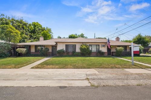 3516 P St, Sacramento, CA, 95816-6621 | Card Image