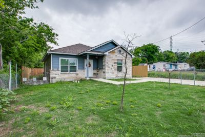 2130 Aransas Ave, House other with 3 bedrooms, 2 bathrooms and null parking in San Antonio TX | Image 2