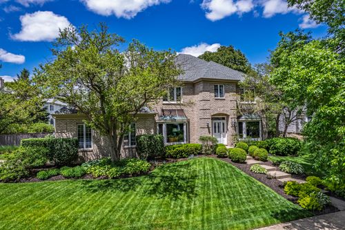 391 Du Pahze St, Naperville, IL, 60565-3053 | Card Image