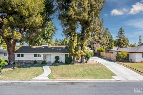 6606 Desmond Avenue, Bakersfield, CA, 93308 | Card Image