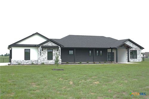 611 Willow Moon Ranch Rd, Crawford, TX, 76638-2507 | Card Image