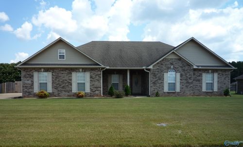 16656 Bellewood Dr, Athens, AL, 35613-6790 | Card Image