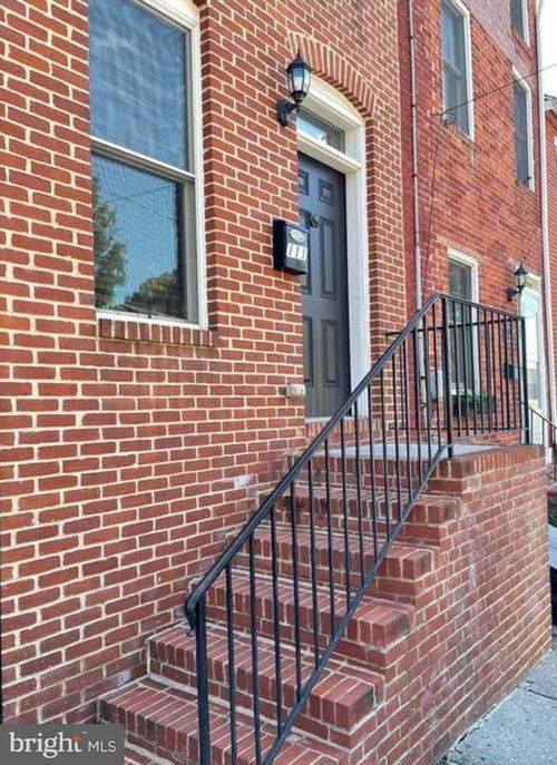 111 E Cross St, BALTIMORE, MD, 21230-4101 | Card Image