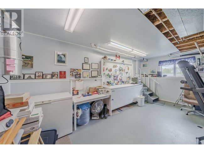 8562 Skyline Dr, House other with 5 bedrooms, 3 bathrooms and null parking in 70 Mile House BC | Image 27
