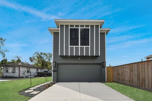 6910 J W Peavy Dr, Houston, TX, 77011-1458 | Card Image