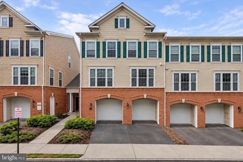 116-7049 Huntley Manor Ln, ALEXANDRIA, VA, 22306-5113 | Card Image