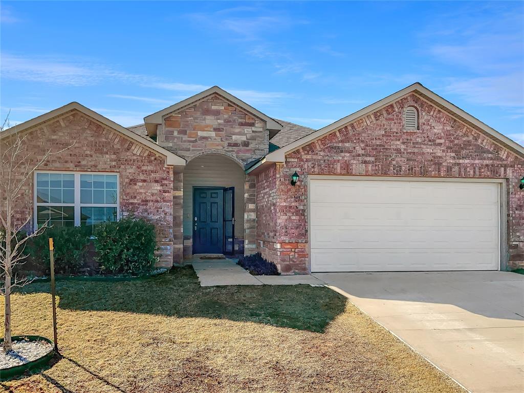 Silas Dr, Moore, OK 73160