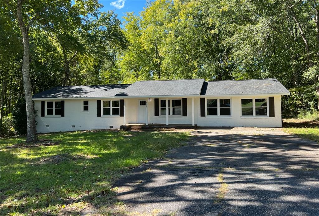 Andrew Pickens Dr, Seneca, SC 29678