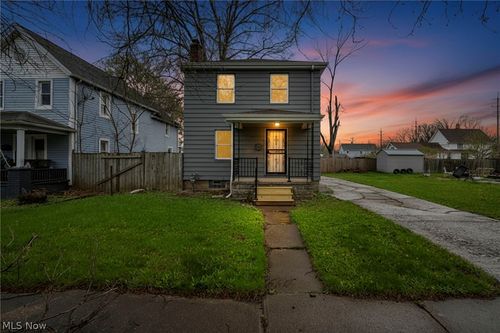330 18th Street, Elyria, OH, 44035 | Card Image