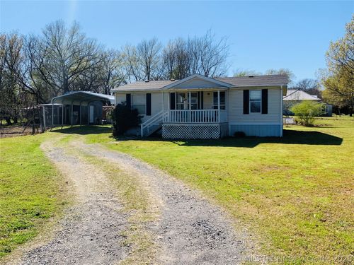 301 Long St, Kiowa, OK, 74553 | Card Image