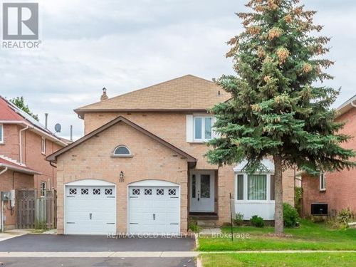 main-floor-11 Sunforest Drive, Brampton (Heart Lake West), ON, L6Z4B1 | Card Image