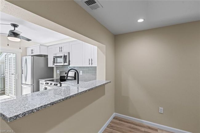 APT-159 - 18054 San Carlos Blvd, Townhouse with 2 bedrooms, 3 bathrooms and null parking in FORT MYERS BEACH FL | Image 12