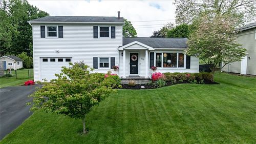 106 Summit St, Fairport, NY, 14450-2554 | Card Image