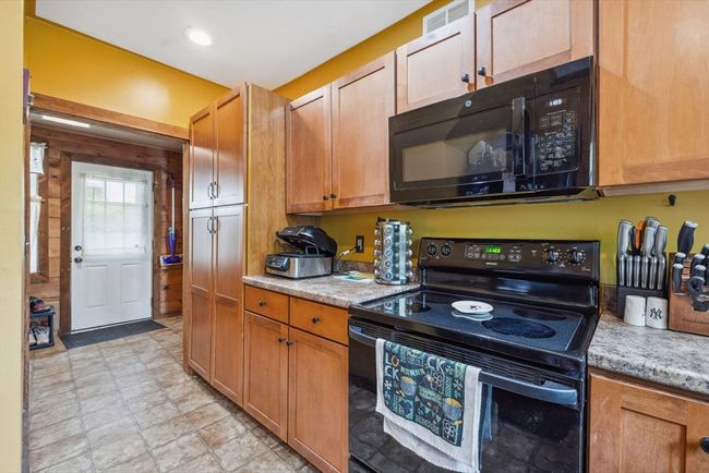 37 High St, House other with 4 bedrooms, 4 bathrooms and 10 parking in Bradford NH | Image 23
