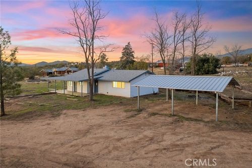 37799 Fischer Rd, Anza, CA, 92539 | Card Image