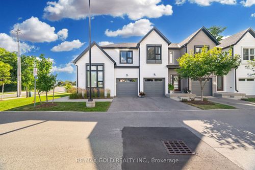 1-110 Fergus Ave, Kitchener, ON, N2A0K9 | Card Image
