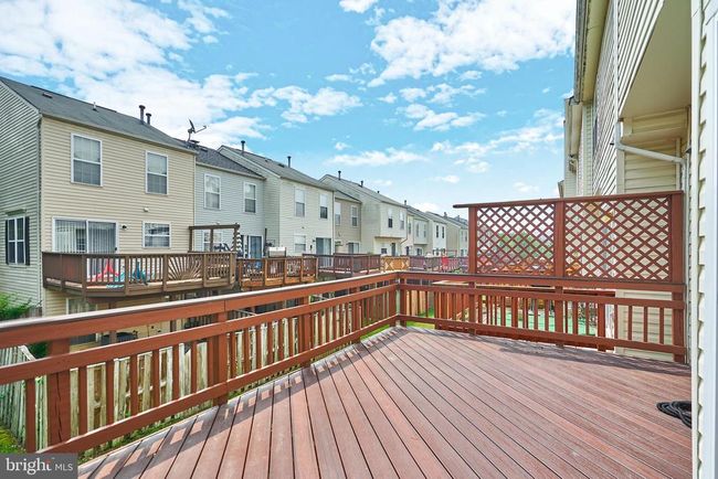 6362 Dakine Cir, Townhouse with 3 bedrooms, 4 bathrooms and null parking in SPRINGFIELD VA | Image 28