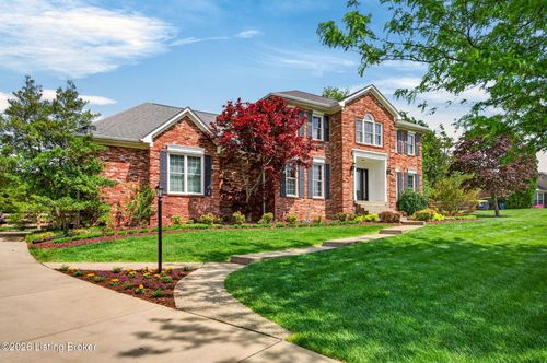 5916 Centerwood Dr, Crestwood, KY, 40014-9195 | Card Image