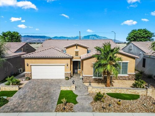 39313 Camino Las Hoyes, Indio, CA, 92203-4304 | Card Image
