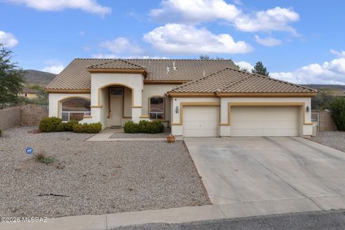 91 Highland Cir, Rio Rico, AZ, 85648-3362 | Card Image