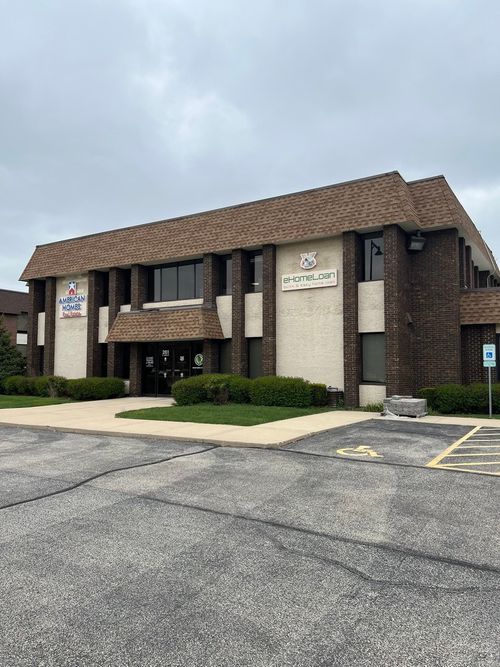 261 E Lake St, Bloomingdale, IL, 60108-1190 | Card Image