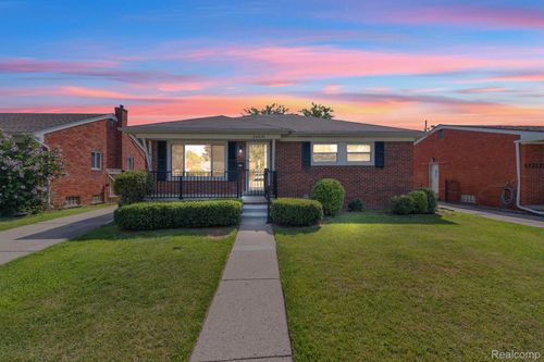 24574 Mabray Avenue, Eastpointe, MI, 48021 | Card Image