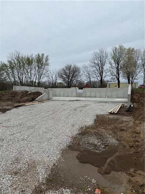 12404 Morgan St, Excelsior Springs, MO, 64024-2950 | Card Image