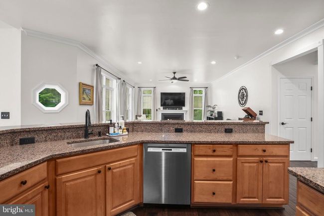 10448 Wheatley School Rd, House other with 5 bedrooms, 5 bathrooms and null parking in MARSHALL VA | Image 9