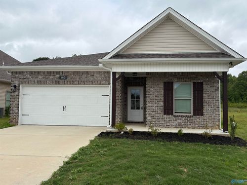 182 Cotton Bayou Dr, Meridianville, AL, 35759-2900 | Card Image