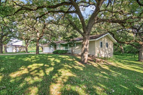 16925 Homestead Rd, Carver, MN, 55315-9624 | Card Image