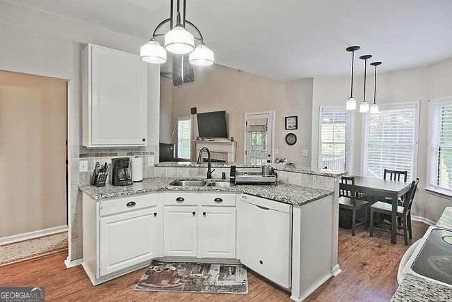 770 Walnut Creek Dr Nw, House other with 5 bedrooms, 4 bathrooms and 4 parking in Lilburn GA | Image 19