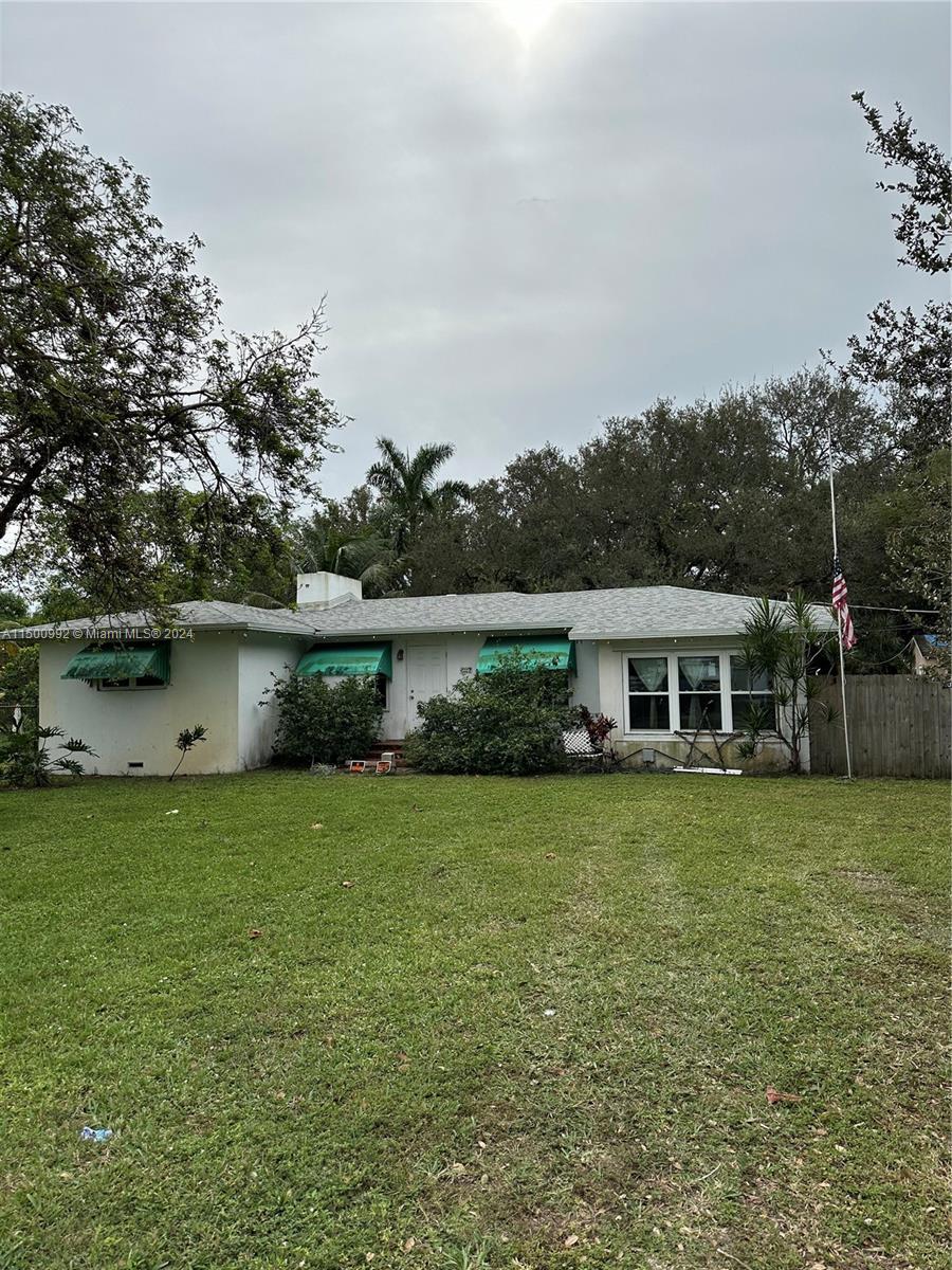 153rd St, Miami, FL 33169