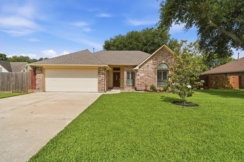 1996 Brentwood Dr, Alvin, TX, 77511-4749 | Card Image