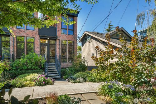 2375 Minor Ave E, Seattle, WA, 98102-3307 | Card Image