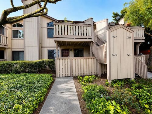 1245 Coyote Creek Pl, San Jose, CA, 95116-1084 | Card Image
