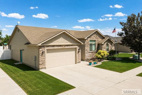 4542 Independence Ave, Chubbuck, ID, 83202-4918 | Card Image