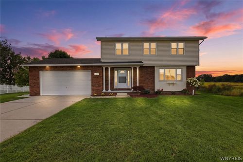 6612 Townline Rd, North Tonawanda, NY, 14120-9569 | Card Image