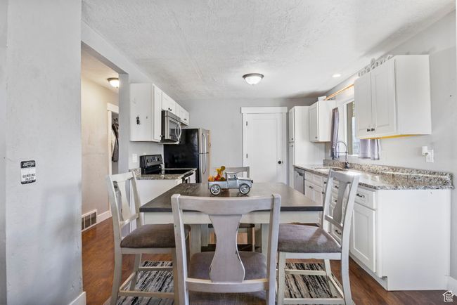 180 N 200 E, House other with 3 bedrooms, 1 bathrooms and 10 parking in Mona UT | Image 5