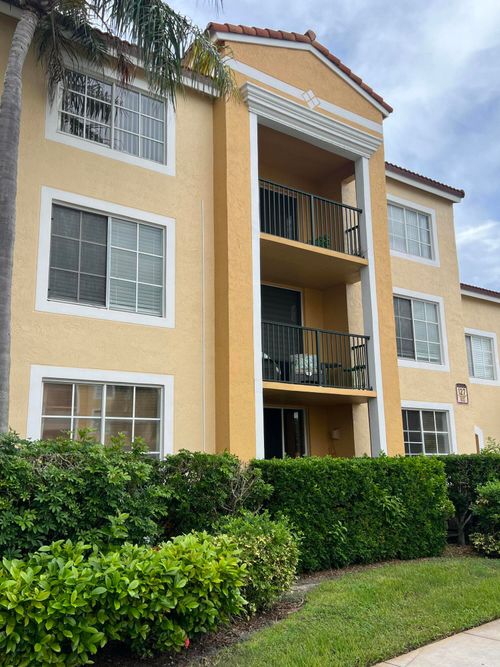 207-127 Yacht Club Way, Hypoluxo, FL, 33462-6084 | Card Image
