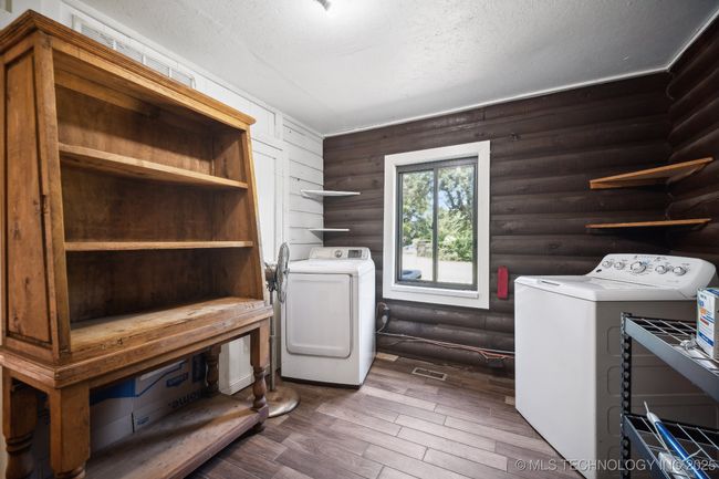 3201 214 Th St, House other with 3 bedrooms, 2 bathrooms and null parking in Haskell OK | Image 15