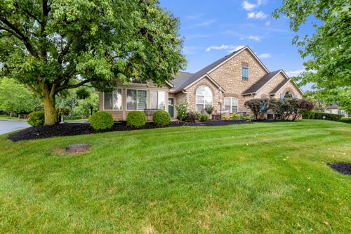 109 Stonegate Dr, Pataskala, OH, 43062-8089 | Card Image