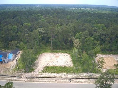 8421 Laughter Ln, Montgomery, TX, 77316 | Card Image