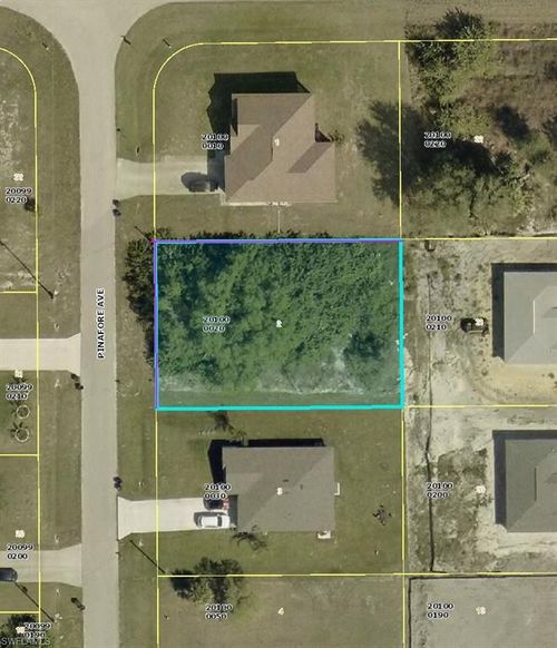 417 Pinafore Ave, LEHIGH ACRES, FL, 33974-2408 | Card Image