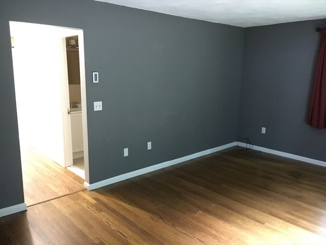 66 Locust Ave, Home with 4 bedrooms, 4 bathrooms and 4 parking in Worcester MA | Image 26