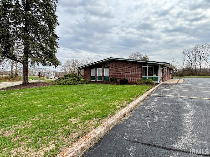 605 E 7Th St, Burlington, IN 46915